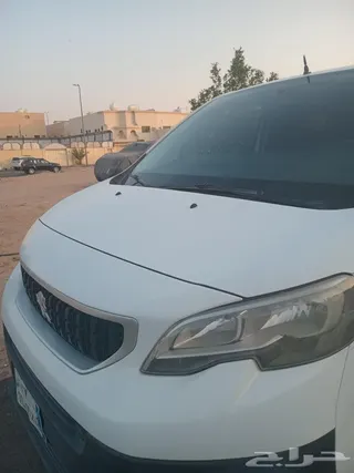 بيجو اكسبيرت 2018