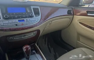 جينيسيس G80 2012
