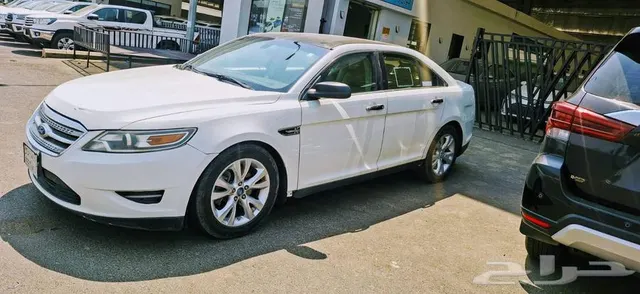 Ford Taurus 2012