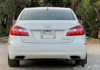 جينيسيس G80 2012