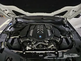 بي إم دبليو 8 Series 2025
