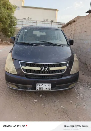 Hyundai H1 2011