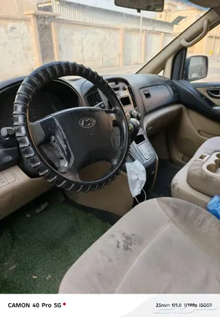 Hyundai H1 2011
