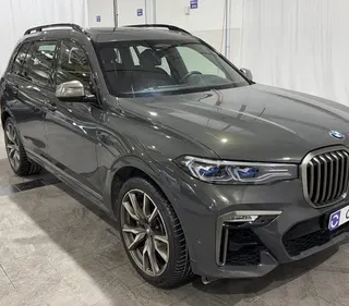 BMW X7 2022 — OneClickDrive