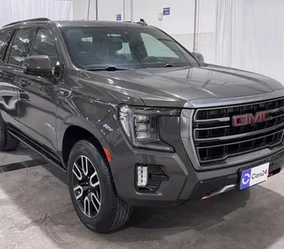 GMC Yukon AT4 2021 — OneClickDrive