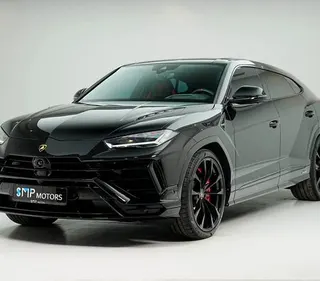 لامبورغيني Urus 2024