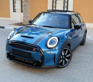 Mini Cooper 2024 — OneClickDrive