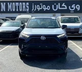 Toyota LE 2023