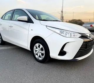 Toyota Yaris 2022 — OneClickDrive