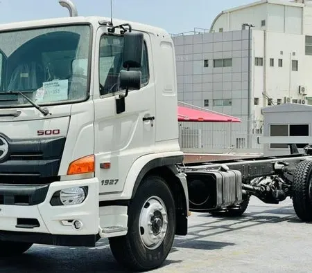 Hino 500 2024