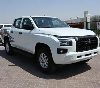 ميتسوبيشي L200 2025 — OneClickDrive