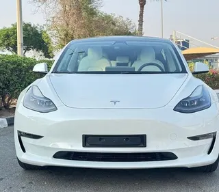 تيسلا Model 3 2022