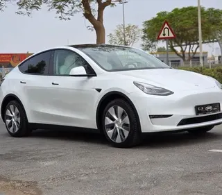 تيسلا Model Y 2024