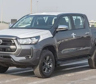 Toyota Hilux 2025 — OneClickDrive