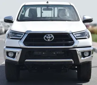 Toyota Hilux 2025 — OneClickDrive