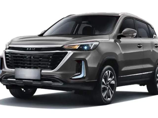 BAIC X 35 2024