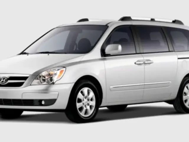 Hyundai Entourage 2008