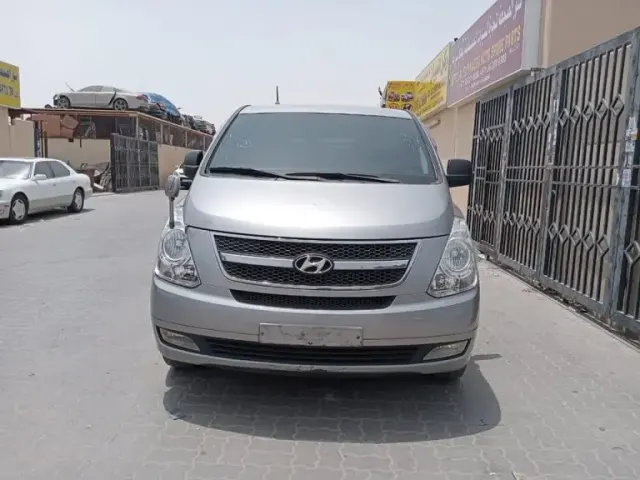 Hyundai Starex 2011