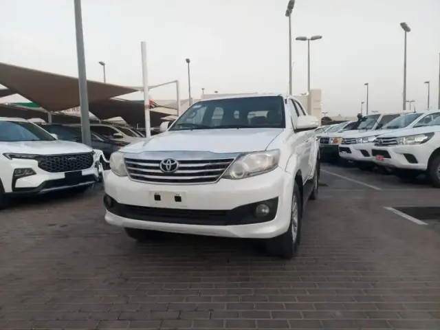 Toyota Fortuner 2014 model, Petrol