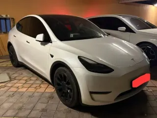 Tesla Model Y 2022 — Auto Trader UAE