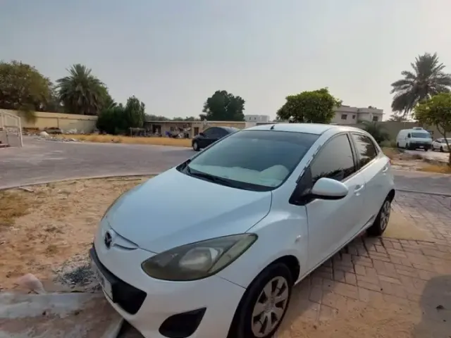 Mazda 2 2011