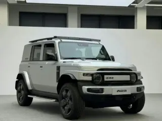آي كار V23 2025 — Auto Trader UAE
