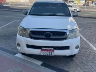 تويوتا هايلكس 2009 — Auto Trader UAE