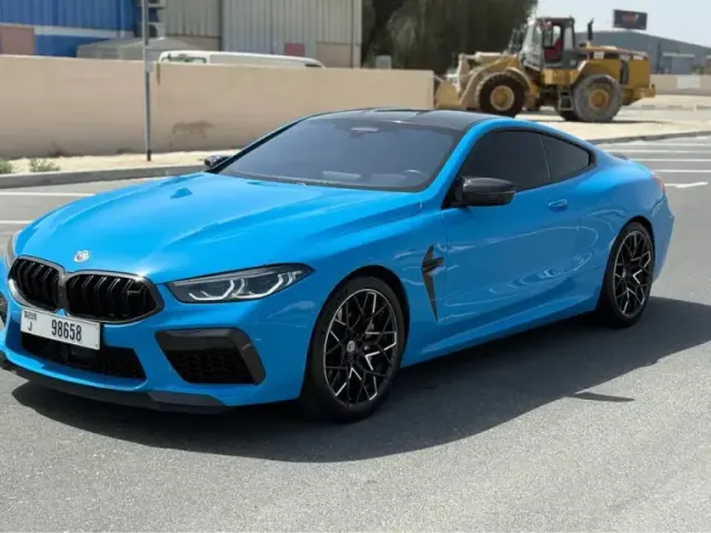 BMW M8 2022