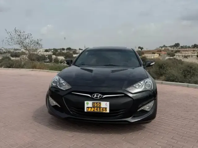 Hyundai Genesis 2016
