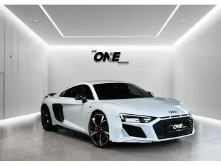 أودي R8 2022