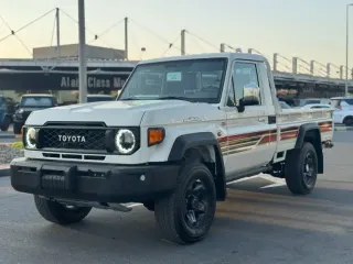 Toyota Land Cruiser Pickup 2025