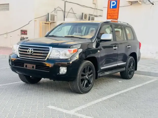 Toyota land cruiser 2011 V6