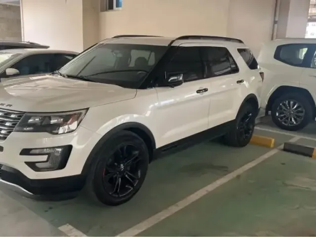 Ford Explorer Platinum 2016