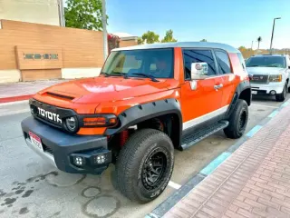 Toyota FJ Cruiser 2014 — Auto Trader UAE