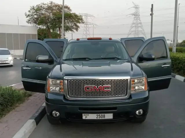 2011 GMC Sierra Denali