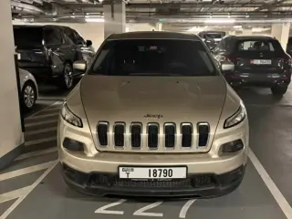 جيب شيروكي 2014 — Auto Trader UAE