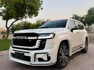 تويوتا لاند كروزر 2025 — Auto Trader UAE