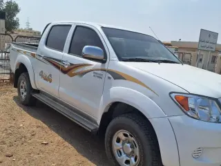 تويوتا هايلكس 2007 — Auto Trader UAE