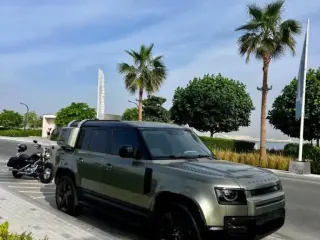 Land Rover Defender 110 HSE 2022 — Auto Trader UAE