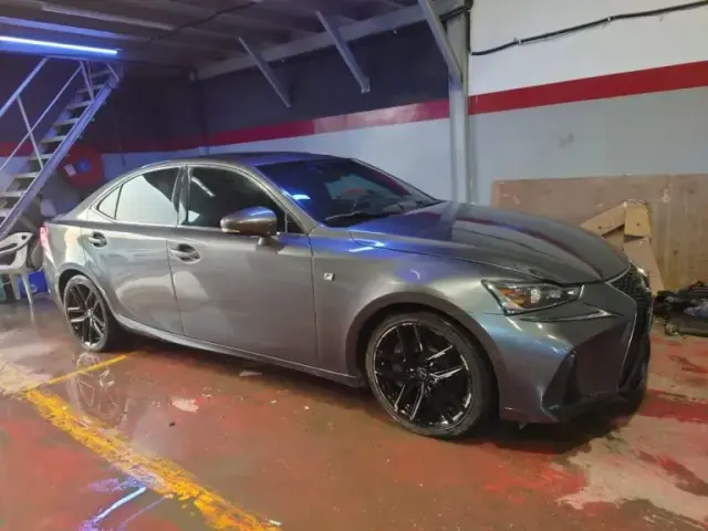 Lexus IS 300 2019