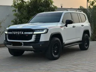 تويوتا لاند كروزر GR 2022 — Auto Trader UAE