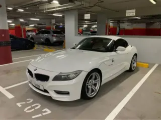 بي إم دبليو Z4 2011 — Auto Trader UAE