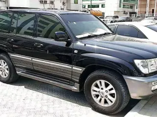 تويوتا لاند كروزر 2000 — Auto Trader UAE