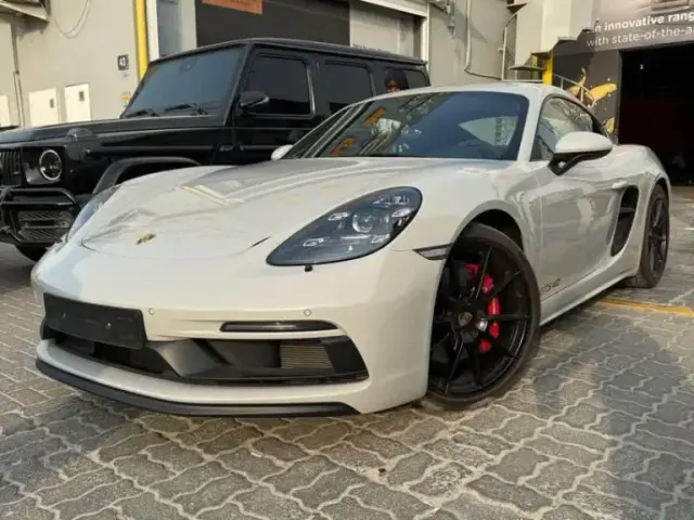Porsche 718 GTS 2024