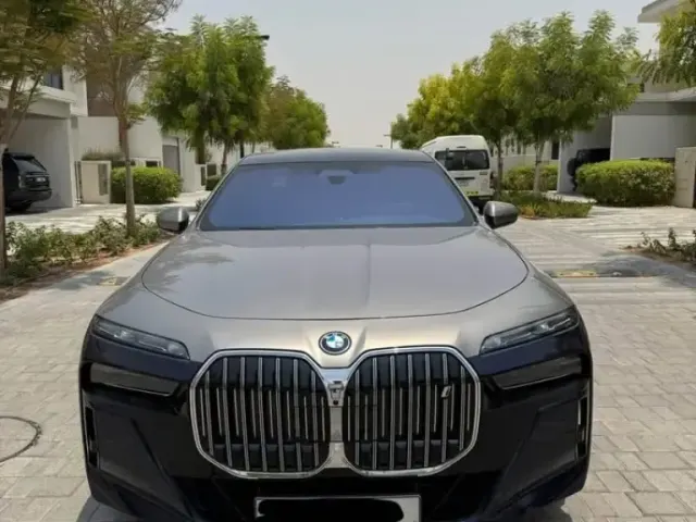 BMW I7 2023