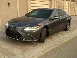Lexus ES 350 2021 — Auto Trader UAE