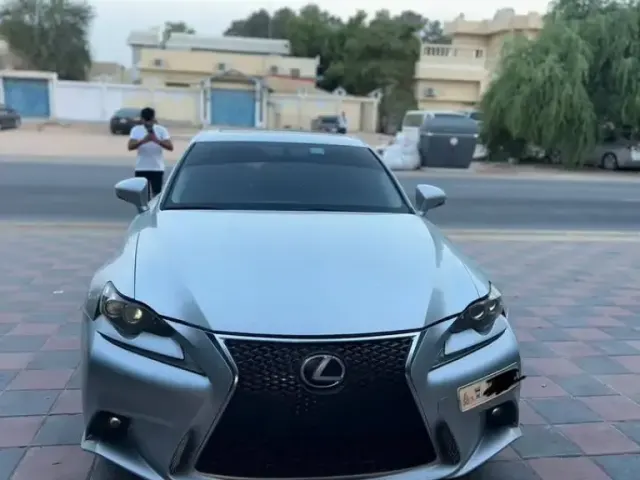 Lexus LS 2016