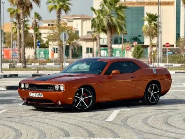 Dodge Challenger SRT 2011