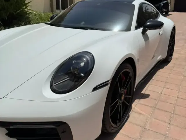Porsche 911 GTS 2022
