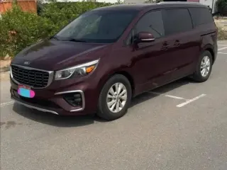 كيا كارنيفال 2016 — Auto Trader UAE